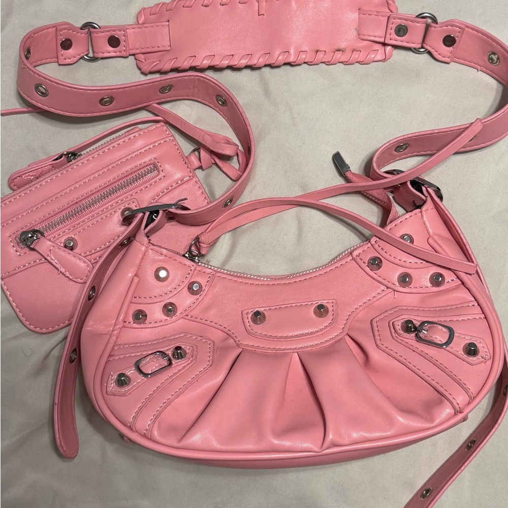 Elegant Pink Women's Shoulder Bag
